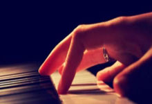 读《稻草人》：于童真中洞察社会与人性